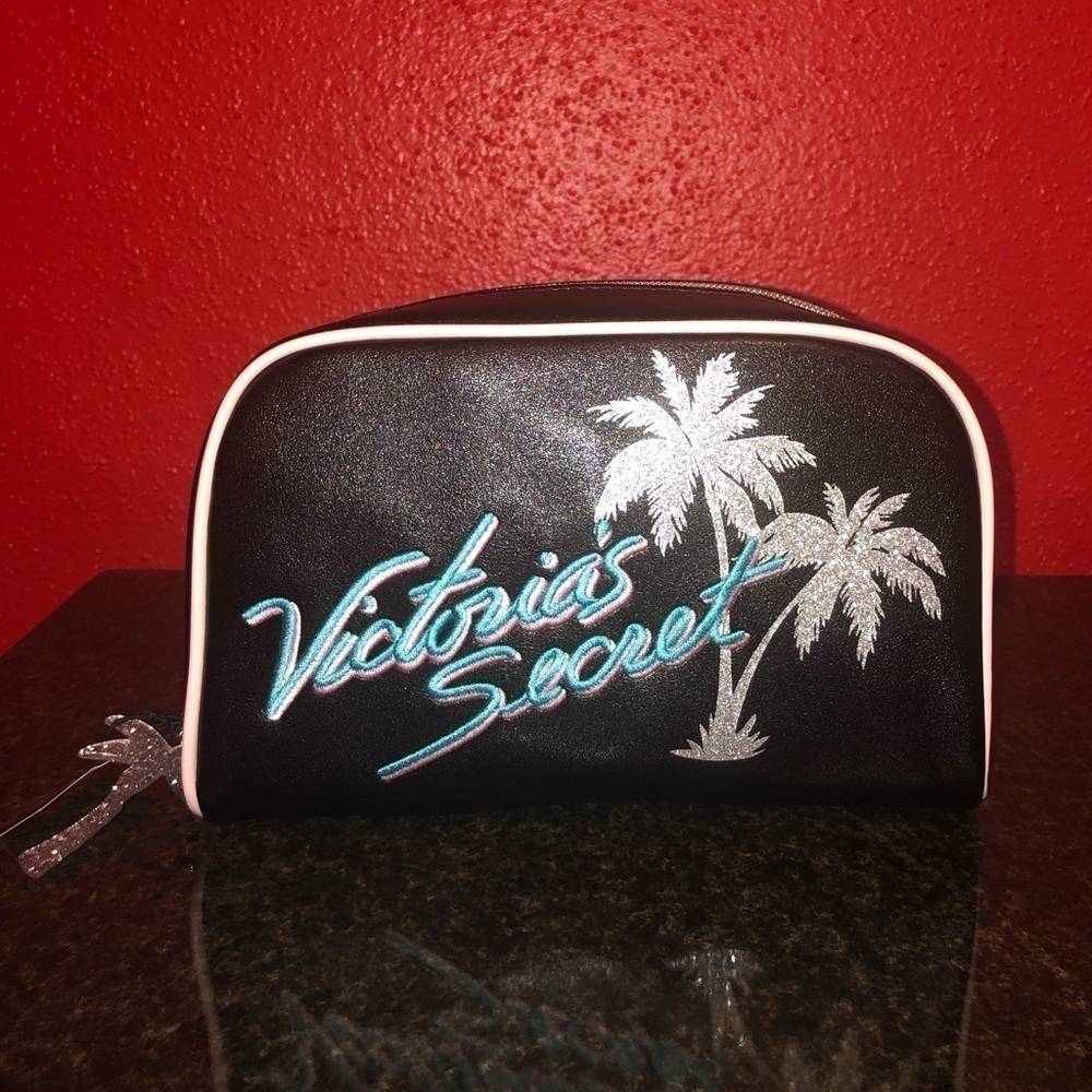Victoria’s Secret Graphic Tease Cosmetic Bag - Picture 5 of 5